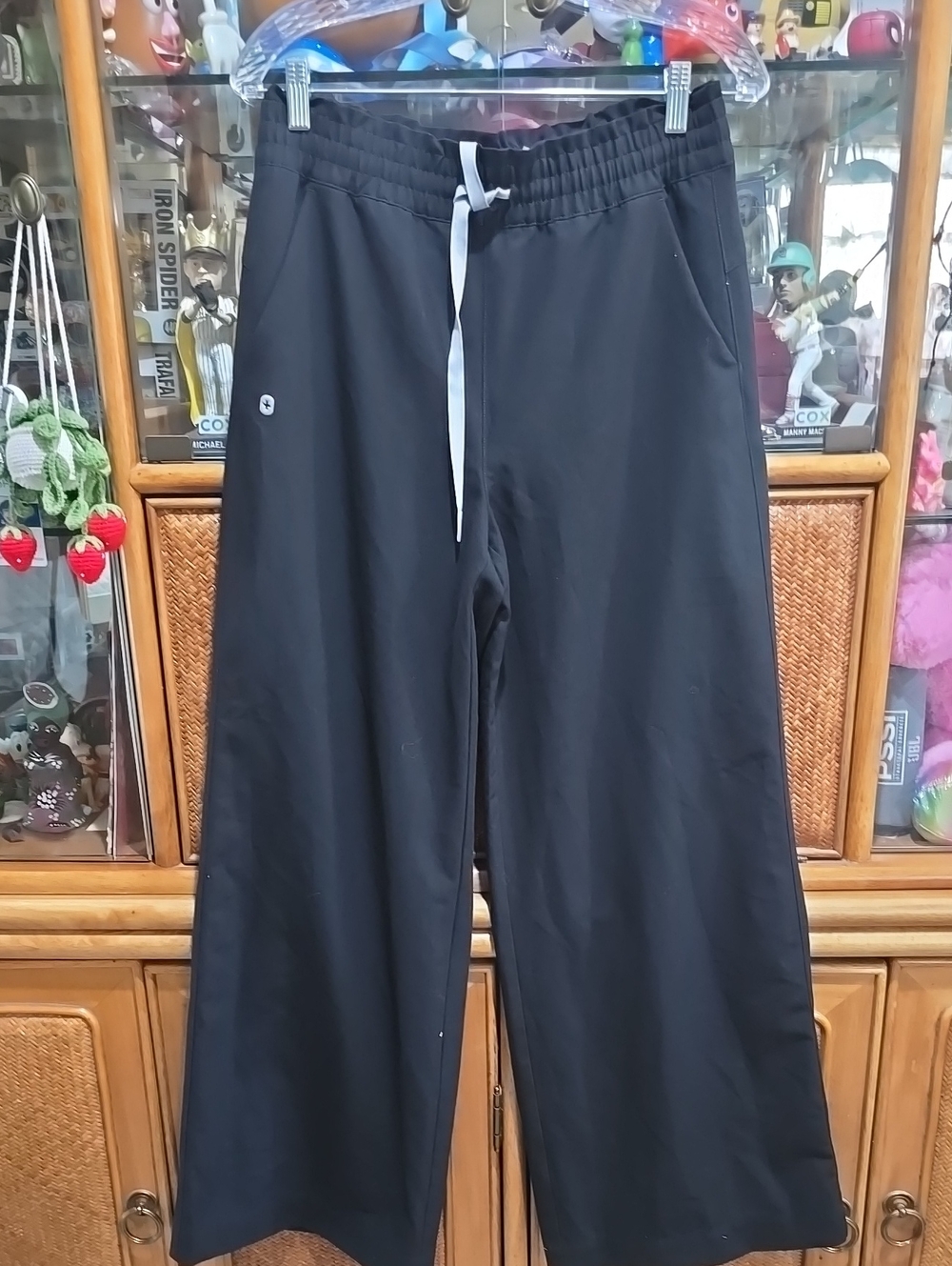 Figs Wide Leg Pants - Picture 4 of 8
